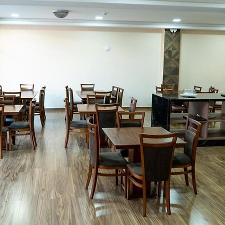 Liebling Hotel Ciudad Del Este Bagian luar foto