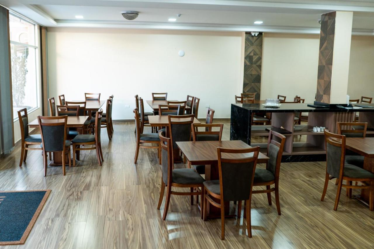 Liebling Hotel Ciudad Del Este Bagian luar foto