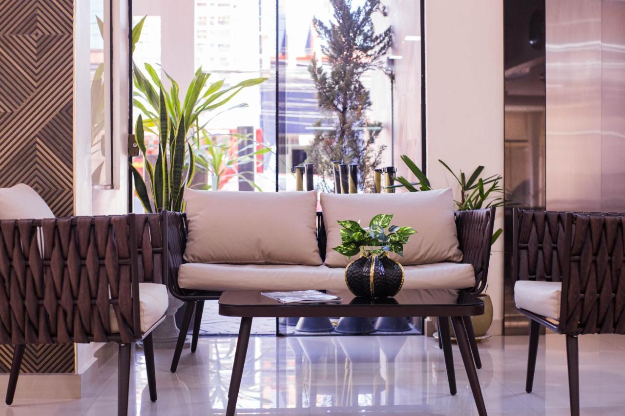 Liebling Hotel Ciudad Del Este Bagian luar foto